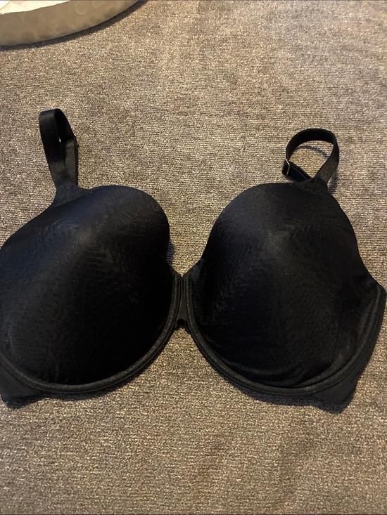 Natori Other - Natori 36H Black Padded Underwire Bra -